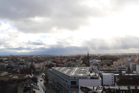 Blick in die Karl-Marx-Strasse in Neukölln