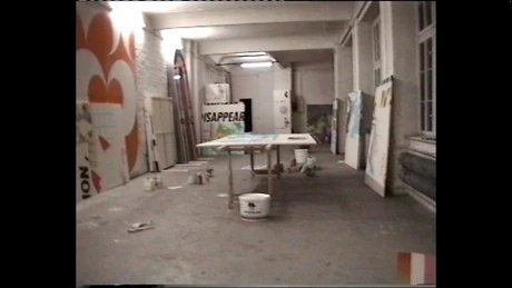 Videostill einer audiovisuellen Collage von Michel Majerus aus dem Jahr 2000