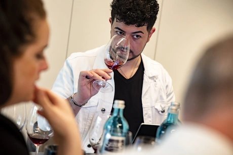 Serhat Aktas am verkosten
