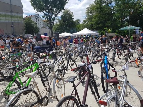 Scrap bicycles for sale best sale