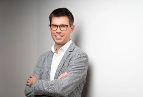 Dr. Marco Overhaus