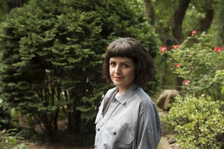Portrait der Künstlerin Marisa Benjamim