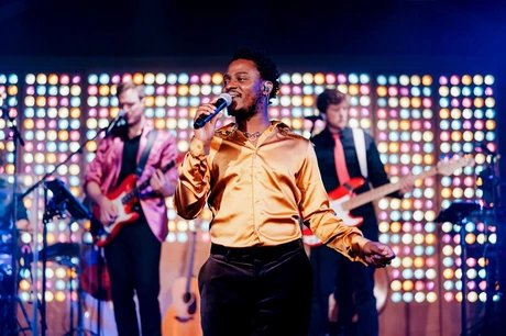 PALAZZO Berlin - Die Dinner Show im Spiegelpalast