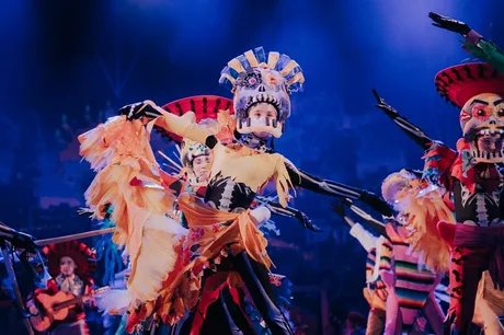 FRIDA & FRIDA Young Show