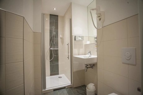 Badezimmer im Hotel Allegra in Berlin Mitte