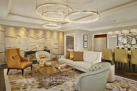 The Ritz-Carlton Suite