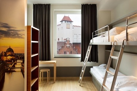 4-6-Bett-Zimmer