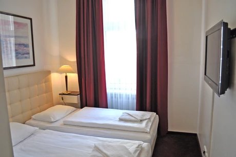 Economy Zimmer