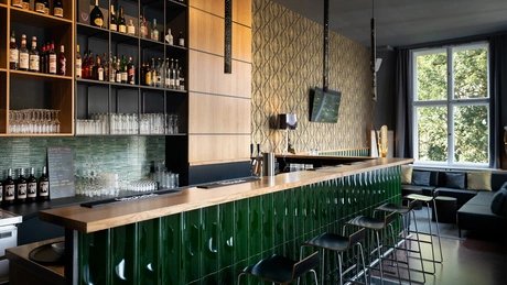 Gästehaus Blumenfisch Bar 01
