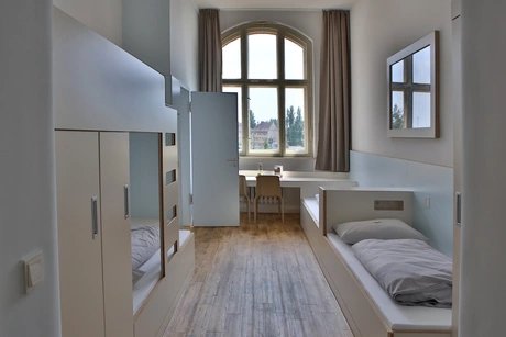Zimmer 1