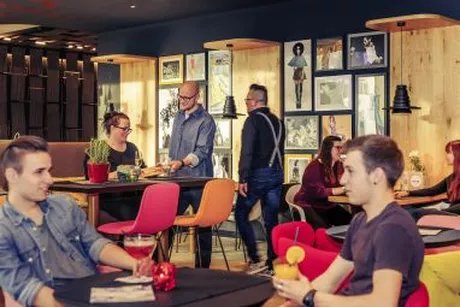 Relax Bar