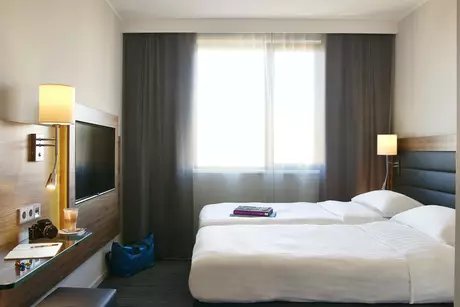 Moxy Double Sleeper