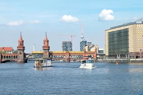 Oberbaumbrücke Berlin - Aquino - Febomobil