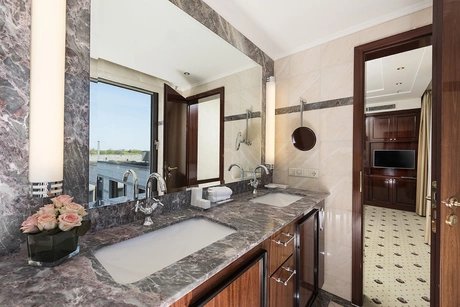 Ambassador Suite