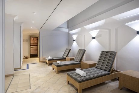 Ruhebereich Wellness/ Pool