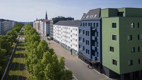sly Berlin