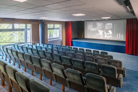 Kino "Neue Lupe"