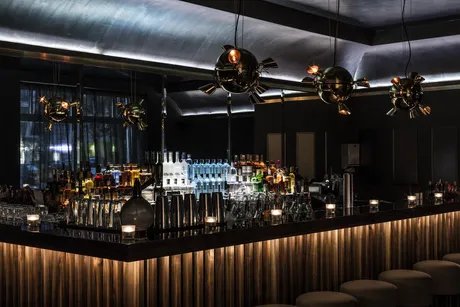 Vesper Bar