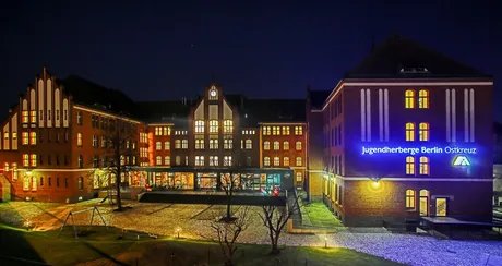 Hofseite 2