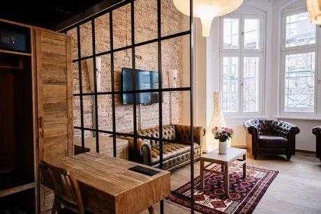Lulu Suite