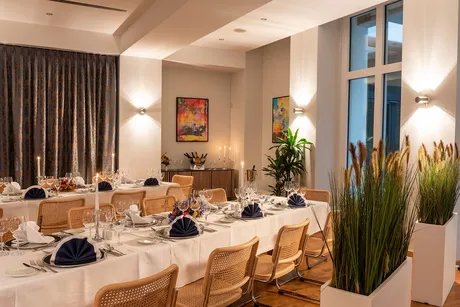 Festliches Abendessen im Restaurant Aquin