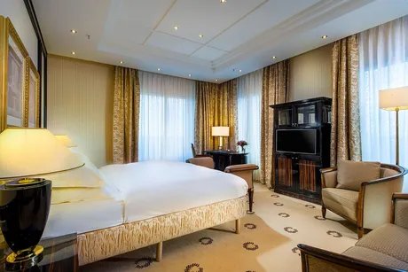 Presidential Suite - Master Bedroom