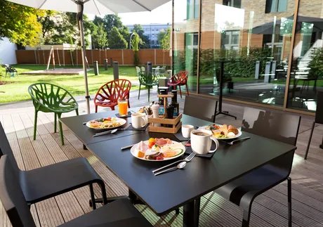 Frühstück im Garten