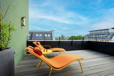 sly terrace room