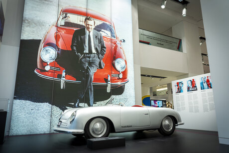 Ausstellung_Driven by Dreams. 75 Jahre Porsche Sportwagen in Berlin 
