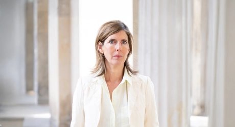 Dr. Anette Hüsch