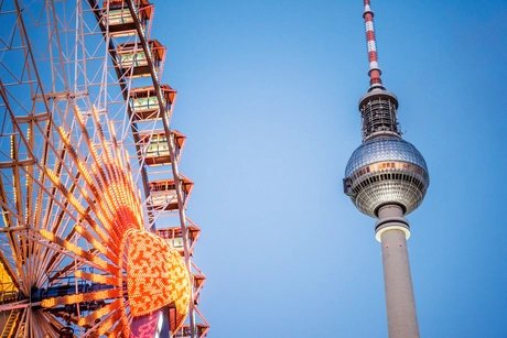 Berliner Weihnachtszeit am Roten Rathaus