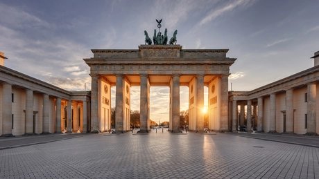 brandenburg gate at sunset