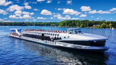 Moby Dick Stern und Kreisschiffahrt