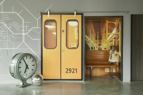 Lobbybereich im Moxy Hotel Ostbahnhof