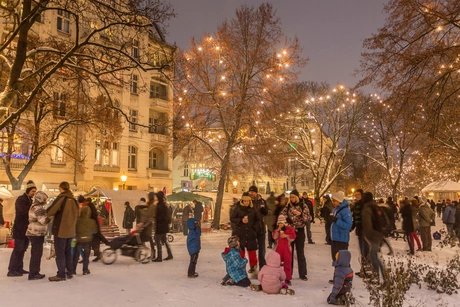 Weihnachtsmarkt am Richardplatz in Berlin