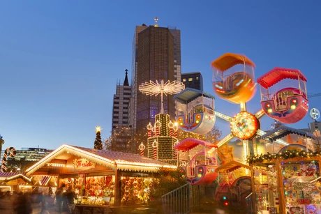 Christmas market at the Kaiser Wilhelm Memorial Church