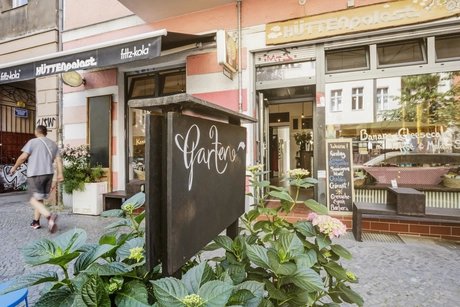 15-Min-Stadt-Hotel Hüttenpalast Außenansicht