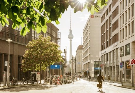 Hotel NH Collection Friedrichstraße in Berlin im Spätsommer