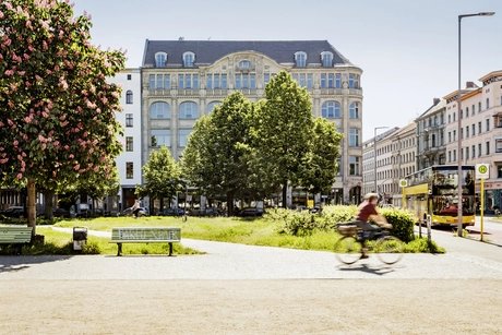 15-Min-Stadt-Hotel_Orania.Berlin Außenfassade