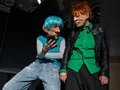 r Nase nach" - TheaterJugendClub Ensemble Angestrahlt