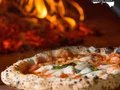Steinofenpizza von Solo Pizza Steinofenpizza von Solo Pizza