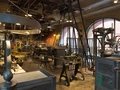 Die historische Werkstatt zeigt die musterhafte Ausrüstung eines Metallbearbeitungsbetriebs um 1900. Die historische Werkstatt zeigt die musterhafte Ausrüstung eines Metallbearbeitungsbetriebs um 1900.