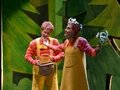 Stephanie Lauricella als Hänsel, Kim-Lillian Strebel als Gretel