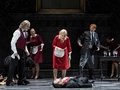 u. a. Seth Carico als Junker, Elisabet Strid als Els, Stephen Bronk als Wirt
