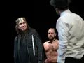 Lars Eidinger als Hamlet in der Schaubühne am Lehniner Platz