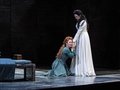Federica Lombardi als Elisabeth von Valois, Irene Roberts als Prinzessin Eboli