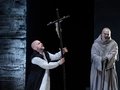 Alex Esposito als Philipp II., Patrick Guetti als Der GroßinquisitorMarcus Lieberenz