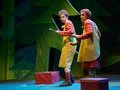 Stephanie Lauricella als Hänsel, Kim-Lillian Strebel als Gretel