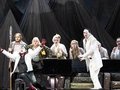 Derek Welton als Wotan, Thomas Lehman als Donner, Thomas Blondelle als Loge, Andrew Harris als Fasolt, Tobias Kehrer als Fafner, Annika Schlicht als Fricka, Jacquelyn Stucker als FreiaBernd Uhlig