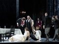 u. a. Tuomas Pursio als König, Doke Pauwels als Königin, Thomas Johannes Mayer als Vogt, Patrick Cook als Albi